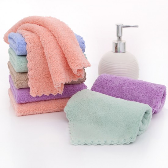 Soft, solid coral fleece square hand towels, children's kindergarten hand towels with logos for promotional gifts. Soft, solid coral fleece square hand towels, children's kindergarten hand towels with logos for promotional gifts.