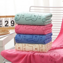 Manufacturer microfiber bath towels, absorbent, beauty salon bath towels, and cartoon-emblazoned bath towels, custom-made for daily use.