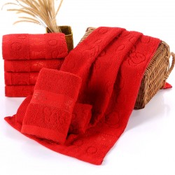 Wholesale red wedding towels, wedding gifts, return gifts, thickened cotton towels with embroidered wedding characters, customizable.