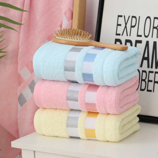 Towel manufacturer supplies thickened cotton ribbon checkered bath towels with embroidered logos, new cotton towels for wholesale Towel manufacturer supplies thickened cotton ribbon checkered bath towels with embroidered logos, new cotton towels for wholesale