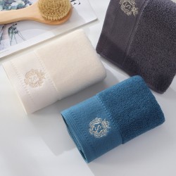 Cotton face towels for wholesale, embroidered logos for promotional gifts, thickened towels with embroidery.