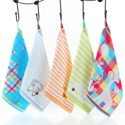 Manufacturer, wholesale, cartoon baby cotton handkerchiefs with gauze edging, children's kindergarten square handkerchiefs, hanging towels.