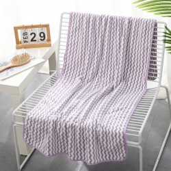 Manufacturer's wholesale warp-knitted high-density coral fleece towels, thickened face towels.